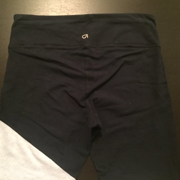 Gap Fit Leggings - Picture 3 of 3